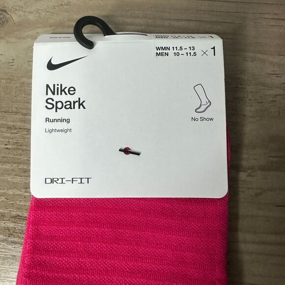 NWT Nike Women Spark Lightweight No Show Run Socks Pink Size Large (DA3589-667) - Picture 2 of 9